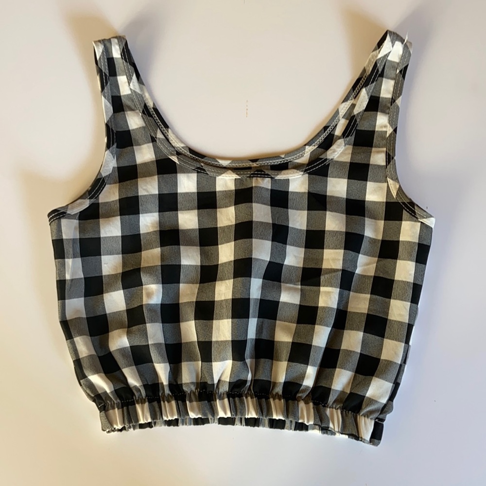 Plaid Crop top🖤⚪️Forever 21